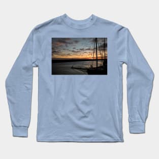 November sunrise (Landscape) Long Sleeve T-Shirt